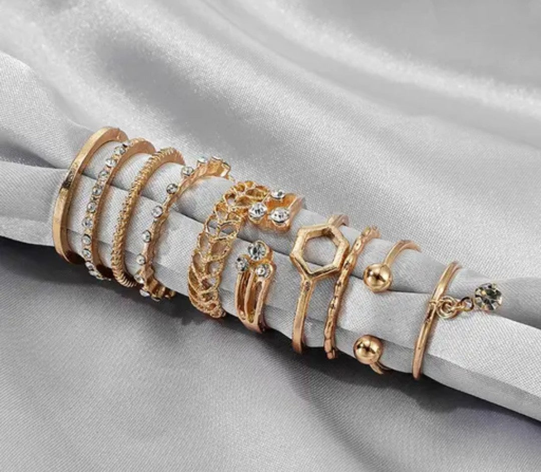 Jewellery For Women Gold Plated Gold-Toned Contemporary Stackable Rings Set of 8