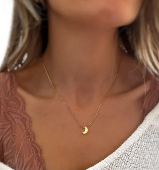 Moon Symbol Pendant | Stylish Shimmering Necklace for Girls